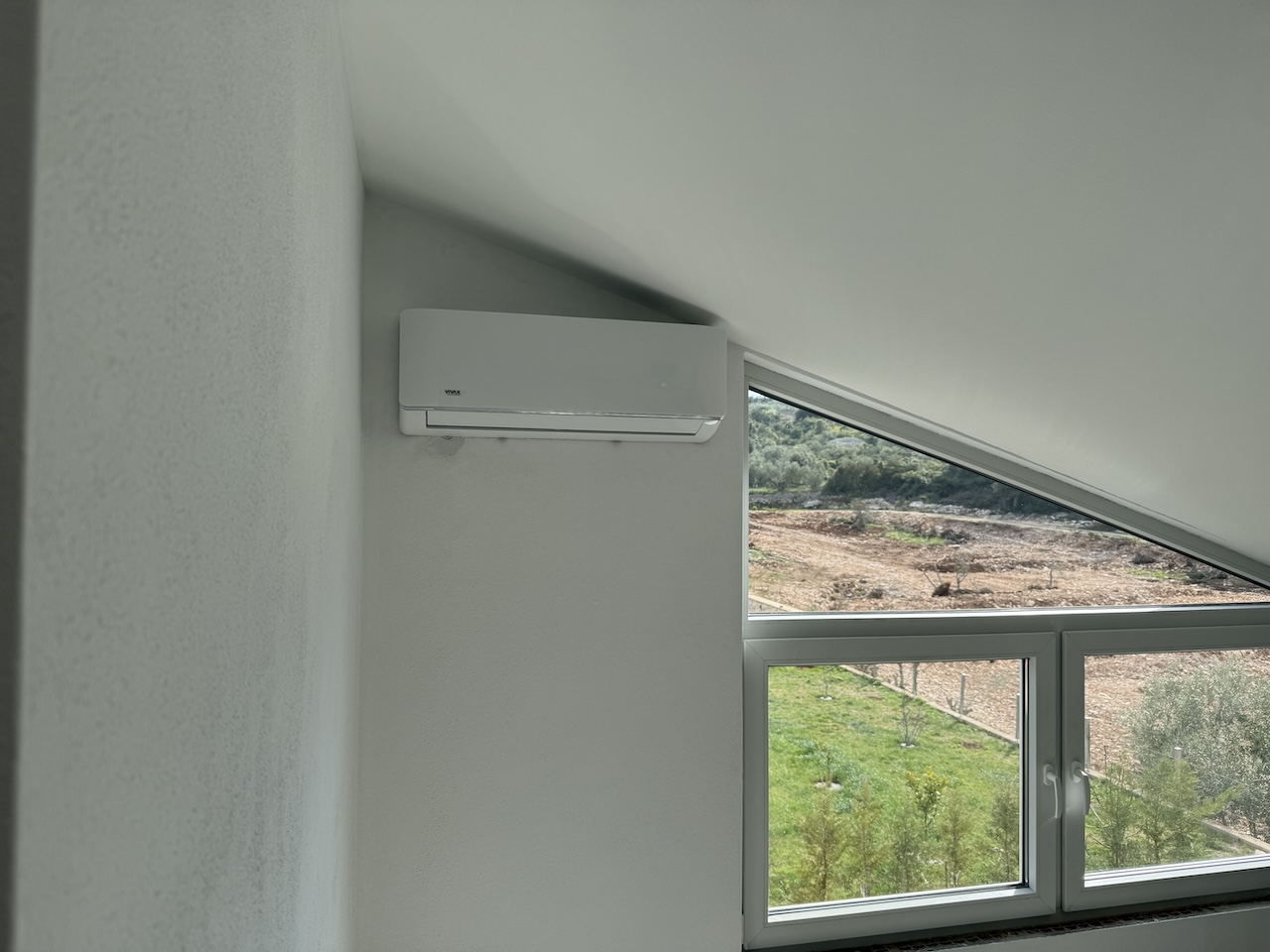 Unutarnja jedinica u potkrovlju